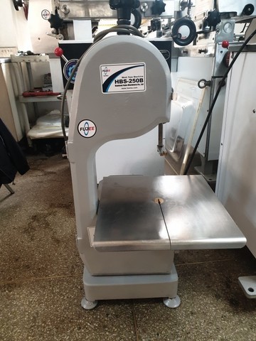 골절기250B