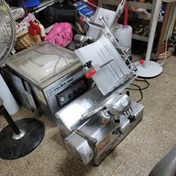 탁상용육절기